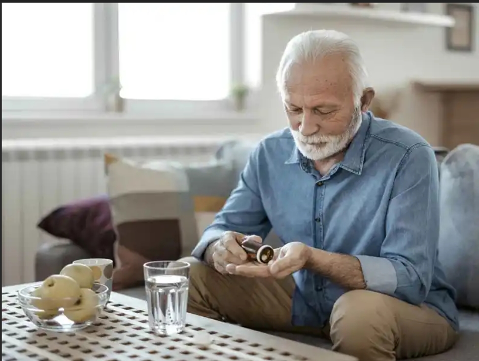 کم خونی در سالمندان؛ دلایل، علائم و نحوه درمانخانه سالمندان نهران